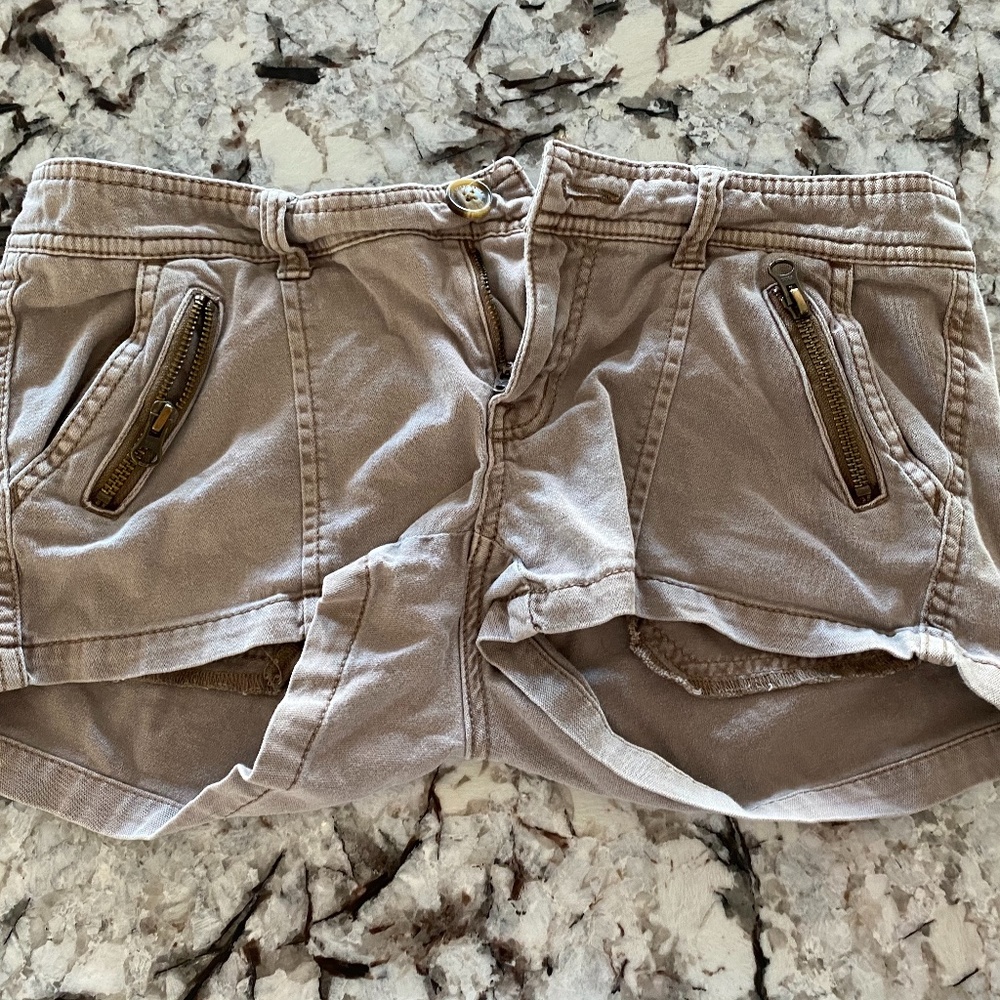 American Eagle Kahki Shorts